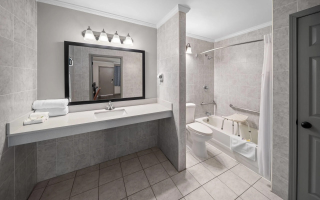 Days Inn by Wyndham Slidell