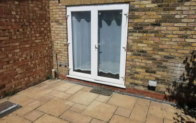 Romford Retreat - Stylish Apartment Stay