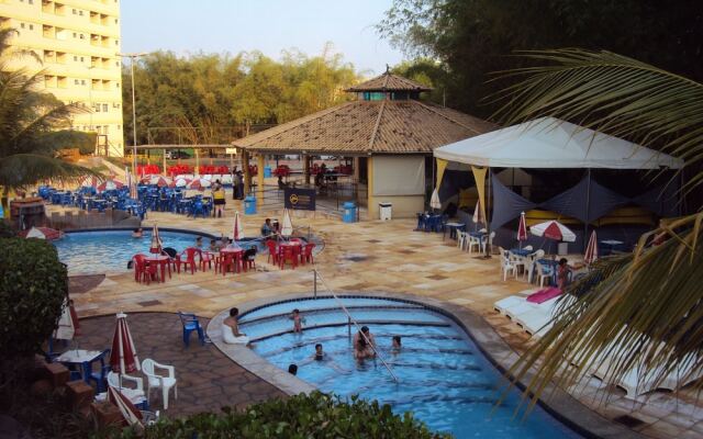 Apartamento Grand Dolphin - Férias em Caldas Novas