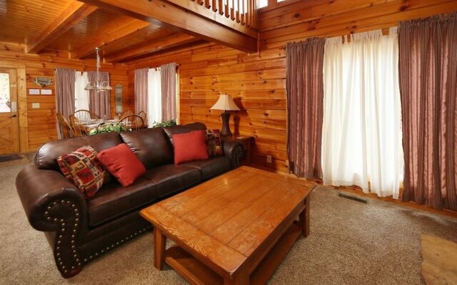 Snow Bear - Two Bedroom Cabin