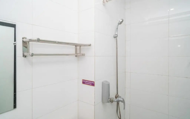 Sans Hotel Fif Fa Premiere Malang