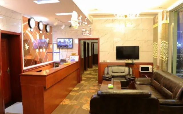 Chunlan Business Hotel