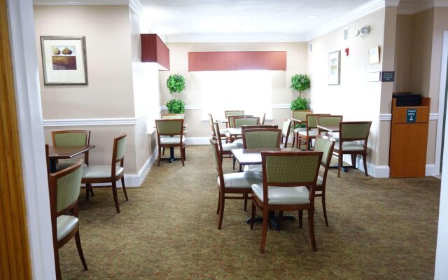 Country Inn & Suites by Radisson, Biloxi-Ocean Springs, MS