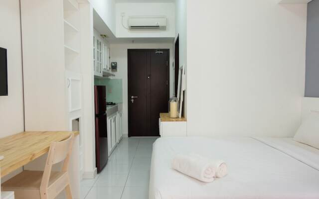 Best Price Studio at Casa De Parco Apartment