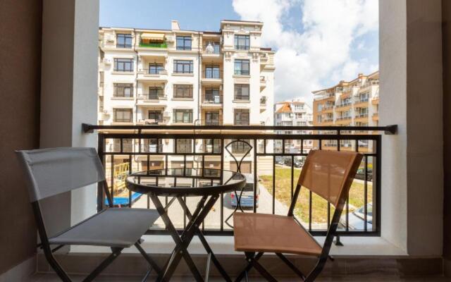 Inter Holiday Apartments