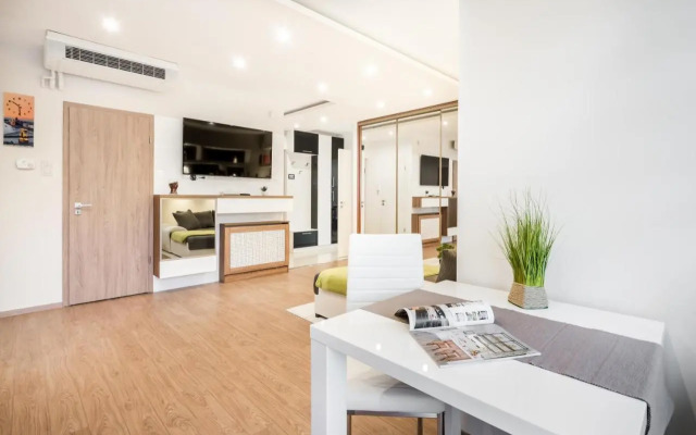 BpR Garay Suite with rooftop terrace & A/C