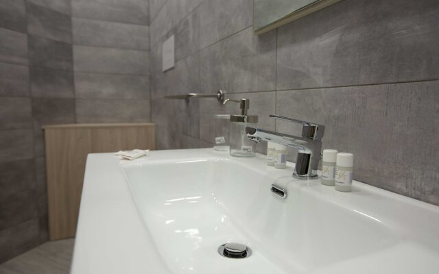 La Corte Dei Borboni