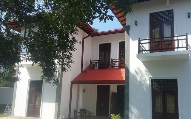 The villa has 6 bedrooms, 1 bathroom, a flat-screen Tv with satellite channels,