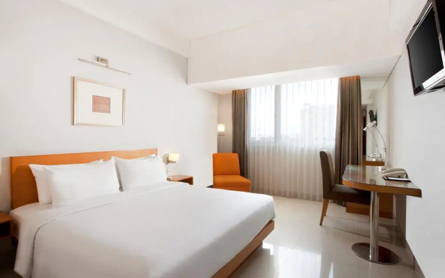 Hotel Santika Jemursari