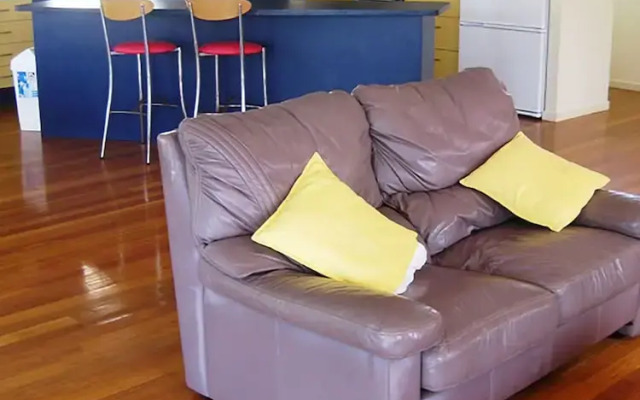 Whispering Seas @ Crescent Head