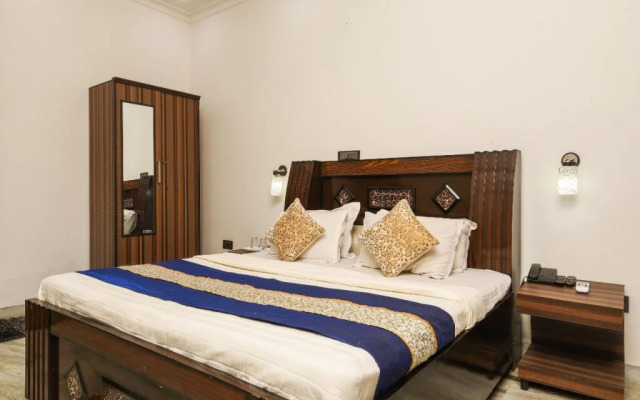 Home Feeling Accomodation By OYO Rooms
