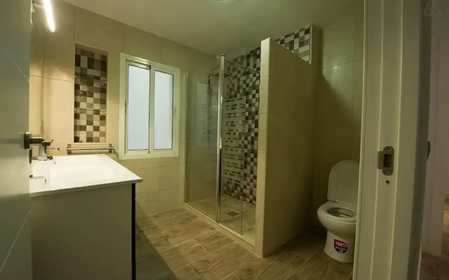 Avenida entre Estadio y Victoria