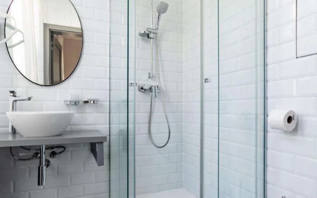 EMPIRENT Garden Suites Residence