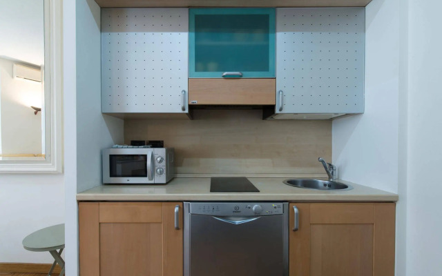 At Home Heart of Milan - Duomo Apartment