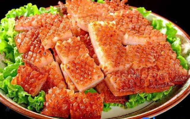 Home Inn Plus (Kunming Tongde Square Wanhong Road)