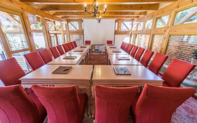 Noblesse Boutique Hotel