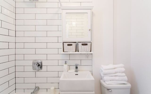 Urban Gem in Le Plateau