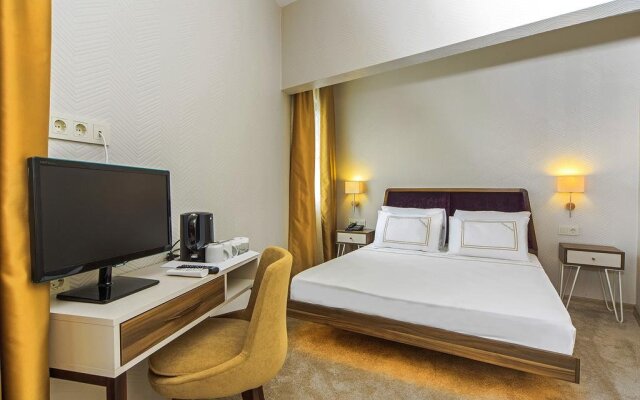 Almina Guest House