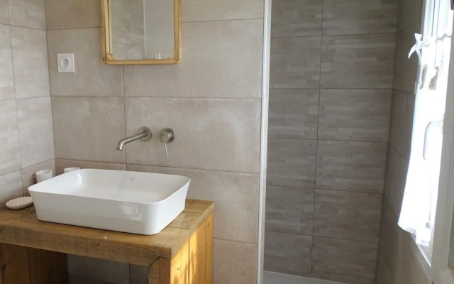 Country House in Porz Bilic Near Sandy Beach