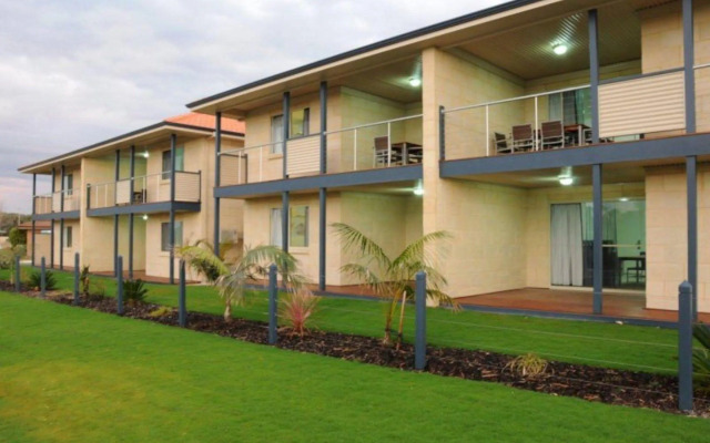 Pinnacles Edge Resort