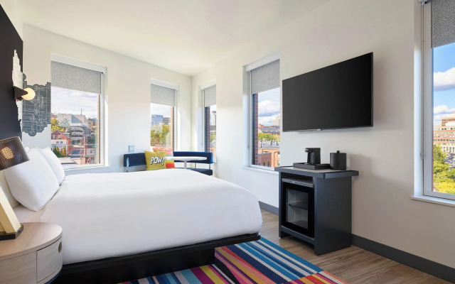 Aloft Portland Downtown Waterfront ME