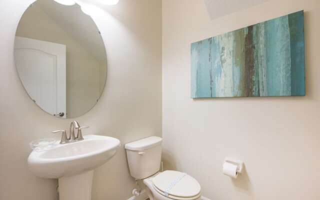 1401 Moonvalley Drive