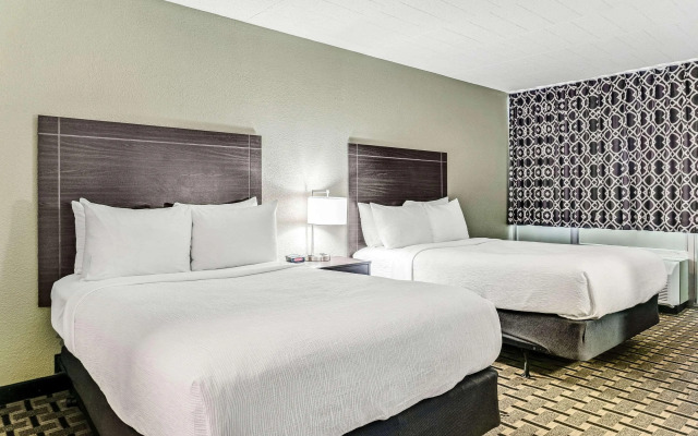 Quality Inn Detroit Downtown