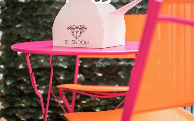 Splendori Rooms