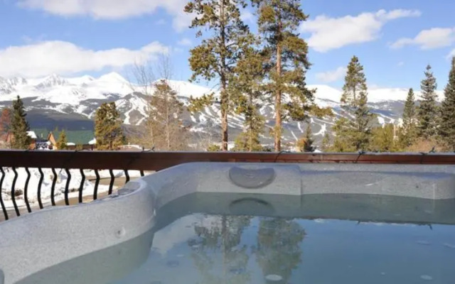 RedAwning Clubhouse #50