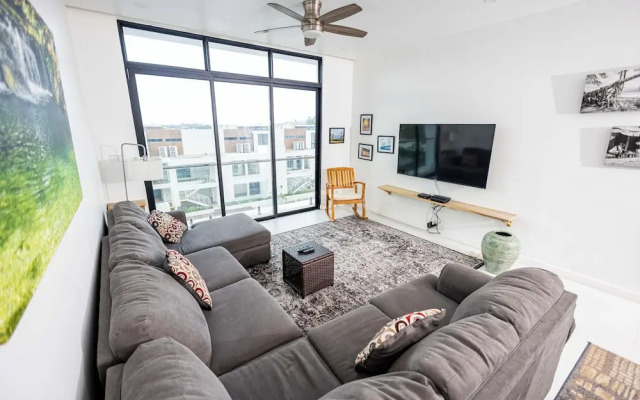 Paradise Bay Great View Luxury 2BR Condo