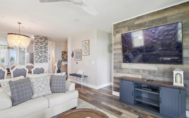 Sunset Sands by Ryson Vacation Rentals