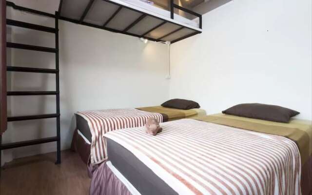 Makad Hotel