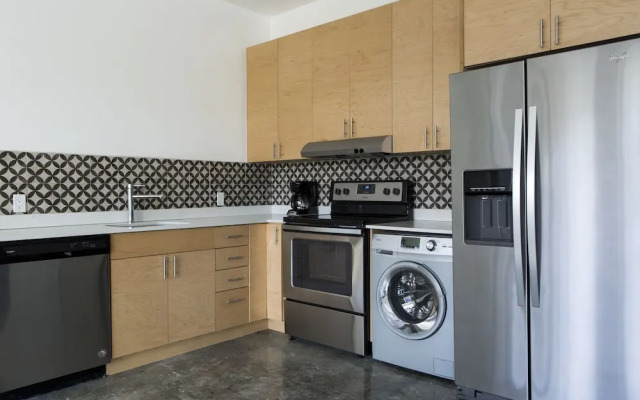 Sonder Biscayne Stunning 3BR + Balcony