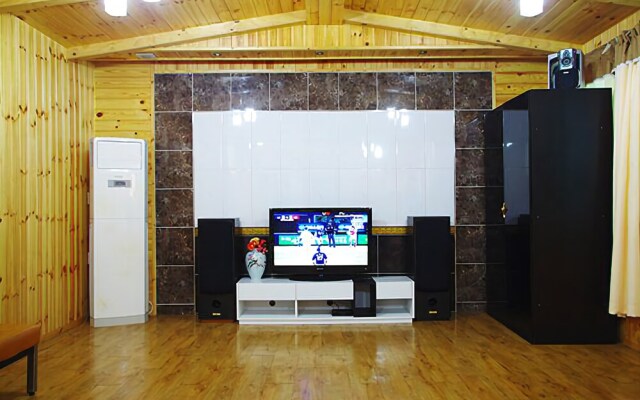 Nami Island Starry Glow Pension