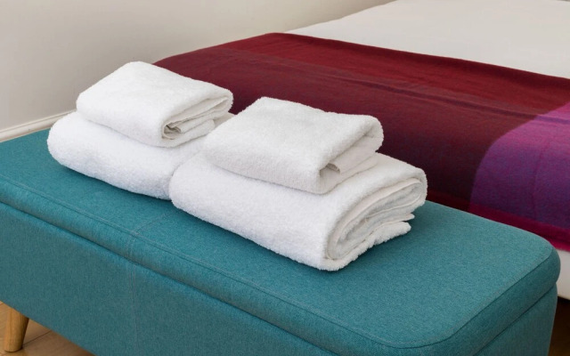 Hausd - Floral Street