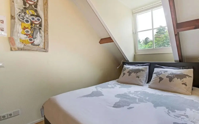 Picturesque Holiday Home in Oldenzaal With Jacuzzi