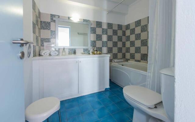 Kastro Suites