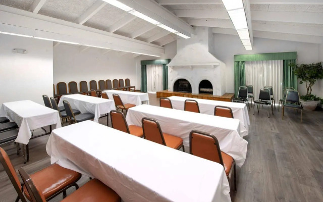 Red Roof Inn Tampa Bay - St Petersburg