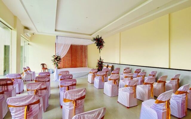 Hotel Sadhana Executive