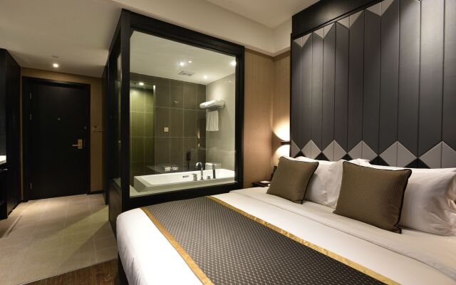 SHANGHAI-DECO Hotel