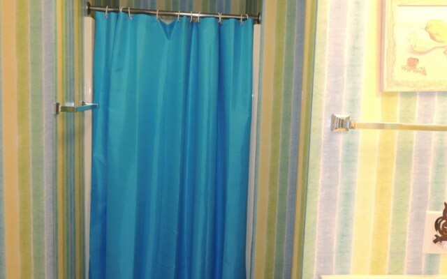 Laurel Court #308