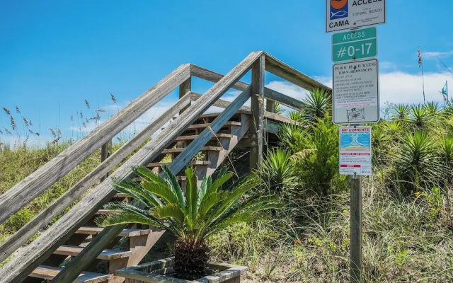 Sea Ya Beaches by Topsail Realty