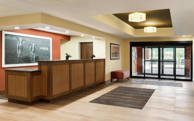 Hampton Inn West Des Moines Lake Drive