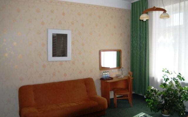 Polonia Palast Hotel