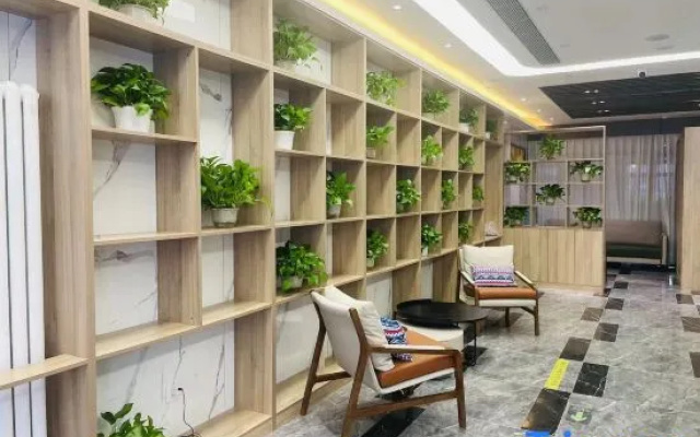 TRUE GO Hotel X (Beijing Chaoyang High-Speed Railway Station  Yaojiayuan Subway Station)