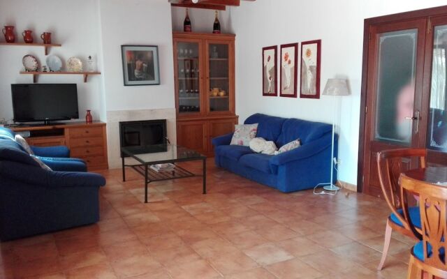 Villa With 4 Bedrooms in Manacor, With Wonderful Mountain View, Privat