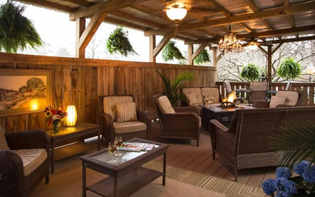 1825 Inn Bed and Breakfast