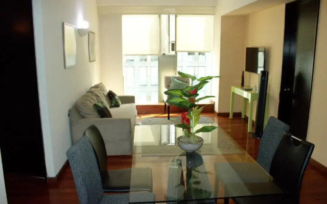 Puerta Alameda Suites