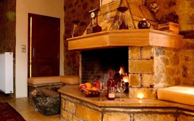 Paliokastro Guesthouse