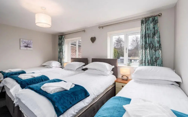 Stunning 3BD Home Hillsborough Sheffield